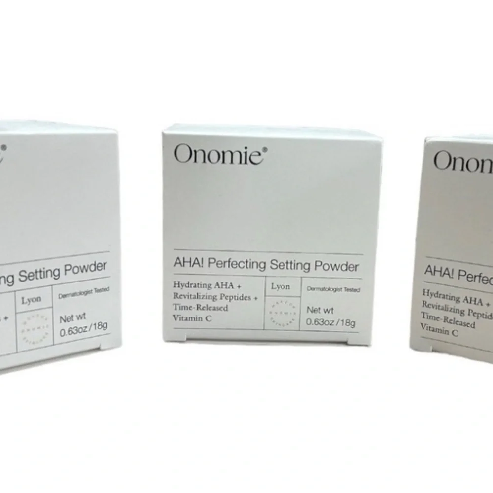 Onomie AHA! Perfecting Setting Powder Lyon, puff mirror compact sealed 18g